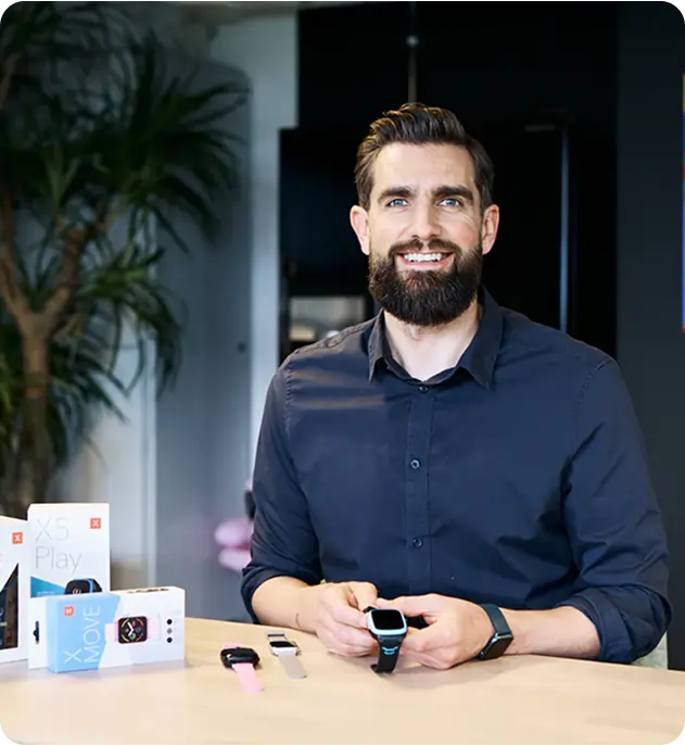 Smartklockor för barn Topplista över bästa GPS-klockor för barn Innovativa smartklockor med GPS för barn Smartklocka för barn Smartwatch och smarta klockor för stora och små Smartklocka för barn med SIM-kort Bäst i test: Smartklocka för barn Vattentät smartklocka med GPS för barn Vattentät 4G-smartklocka för barn Billig smartklocka för barn Smartklocka för barn utan abonnemang Abonnemang till smartklocka för barn Beställ SIM-kort till din GPS-klocka online Prisvärd smartklocka med GPS för barn Bästa abonnemanget för barnets smartklocka Köp vattentät GPS-klocka för barn med 4G GPS-klocka med telefonfunktion för barn Smartklocka med spårning och SOS-knapp GPS-klocka med skolläge och föräldrakontroll Trygg och enkel smartklocka för barn Bästa GPS-klocka barn 2025 GPS-klocka barn utan abonnemang GPS-klocka barn med SIM-kort Smartwatch för barn 4G Billig GPS-klocka barn Vilken smartklocka är bäst för barn GPS-klocka barn test GPS-klocka barn med telefon Smartwatch barn bäst i test Barnklocka med GPS och kamera GPS-klocka med skolläge Bästa SIM-kort för GPS-klocka barn GPS-klocka barn med svenska menyer Smartwatch barn med föräldrakontroll Trygghetsklocka för barn Barnklocka med platsdelning GPS-klocka till barn utan mobil Vilken ålder passar GPS-klocka Smartwatch till barn med lång batteritid Vad kostar en GPS-klocka för barn